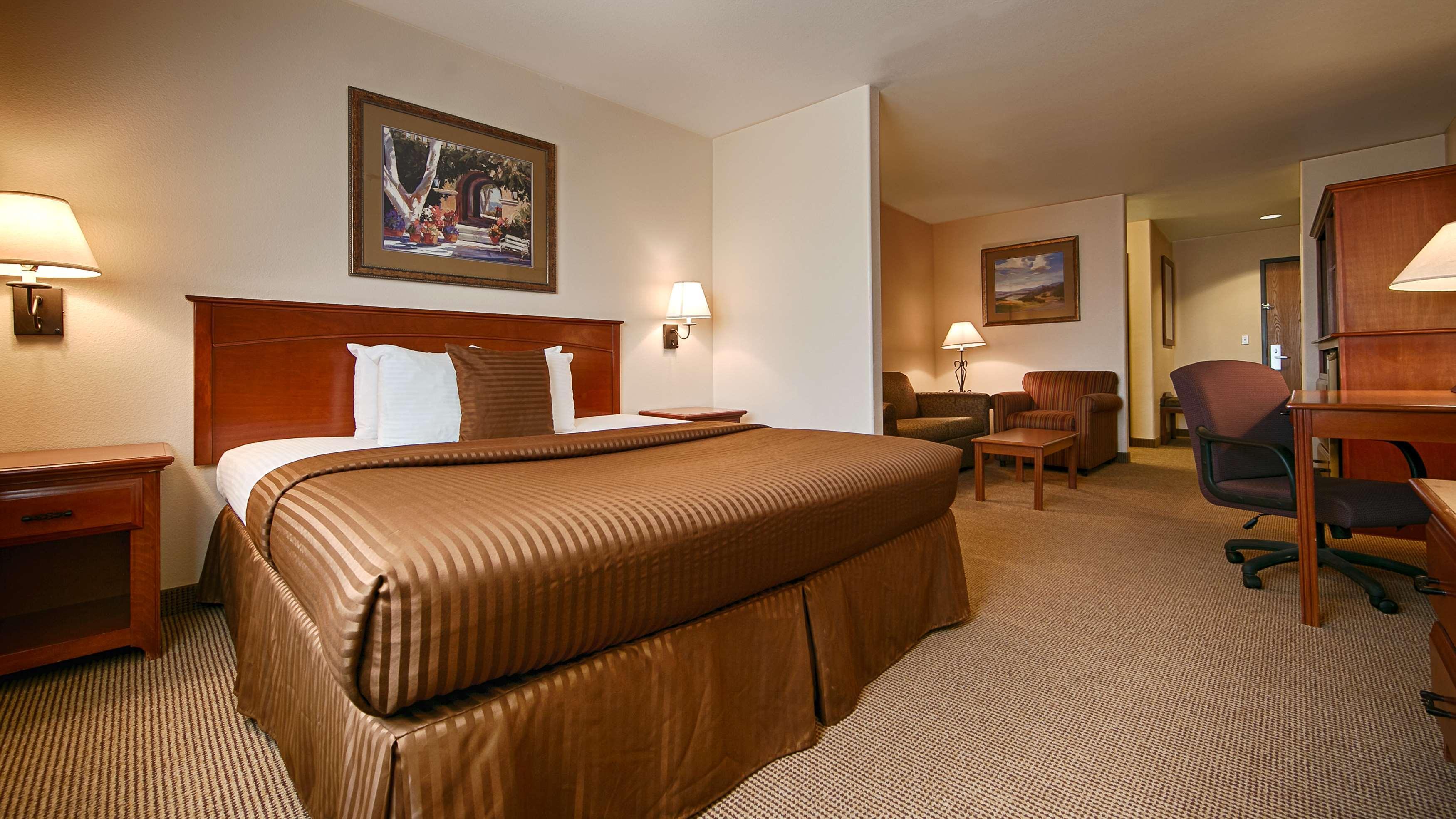 Best Western Territorial Inn And Suites Bloomfield Dış mekan fotoğraf