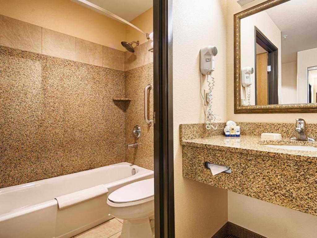 Best Western Territorial Inn And Suites Bloomfield Dış mekan fotoğraf