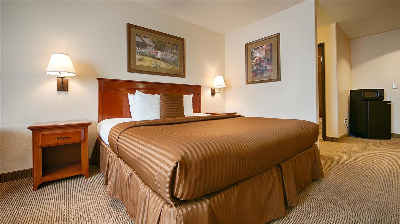Best Western Territorial Inn And Suites Bloomfield Dış mekan fotoğraf