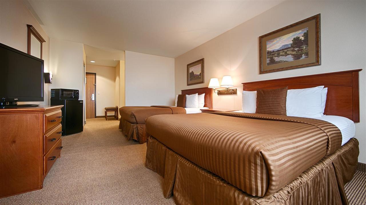 Best Western Territorial Inn And Suites Bloomfield Dış mekan fotoğraf